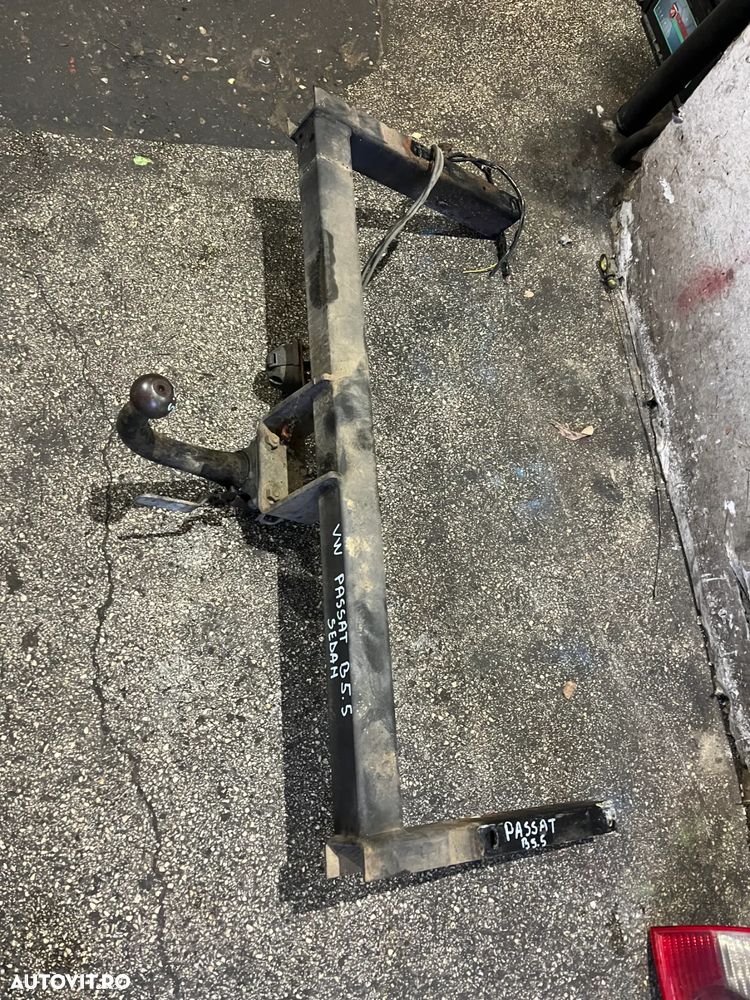 Carlig cui tractare VW Volkswagen Passat B5.5 sedan 2002 - 5
