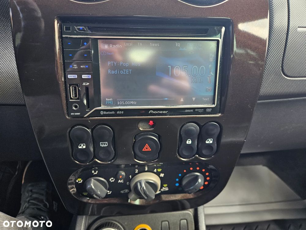 Dacia Duster 1.6 16V 105 4x4 Prestige - 9