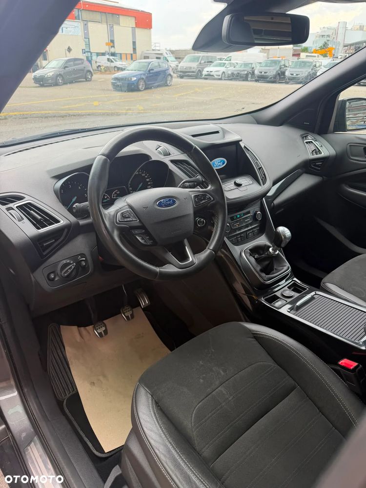 Ford Kuga 2.0 TDCi AWD ST-Line - 8