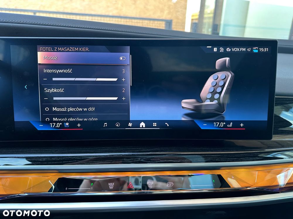 BMW Seria 7 750e PHEV xDrive M Sport sport - 19