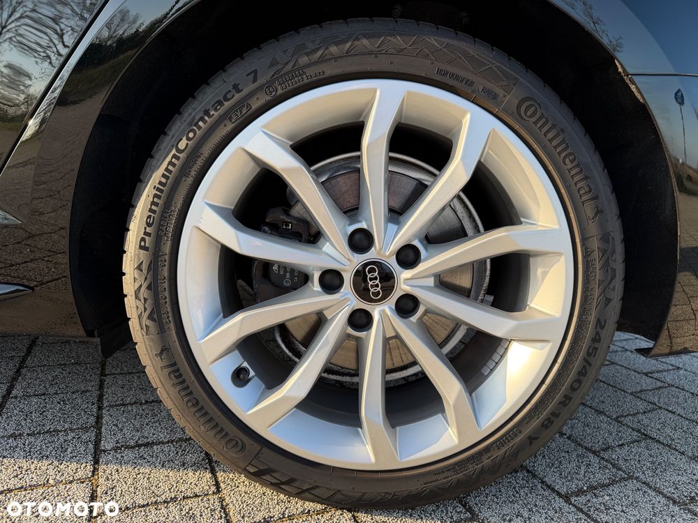 Audi A4 Avant 40 TDI quattro S tronic S line - 11