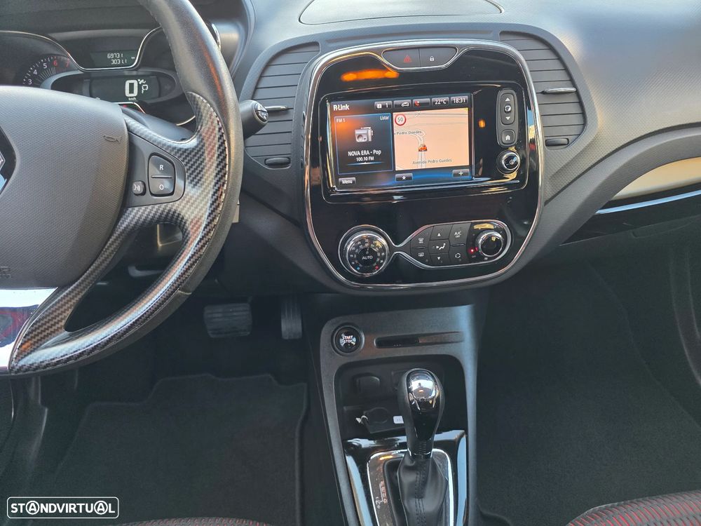 Renault Captur TCe 120 EDC Helly Hansen - 29