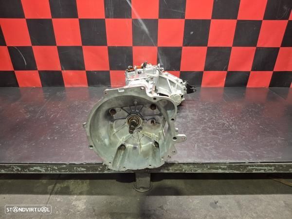 Caixa Velocidades  Mitsubishi L 200 (K7_T, K6_T) - 1