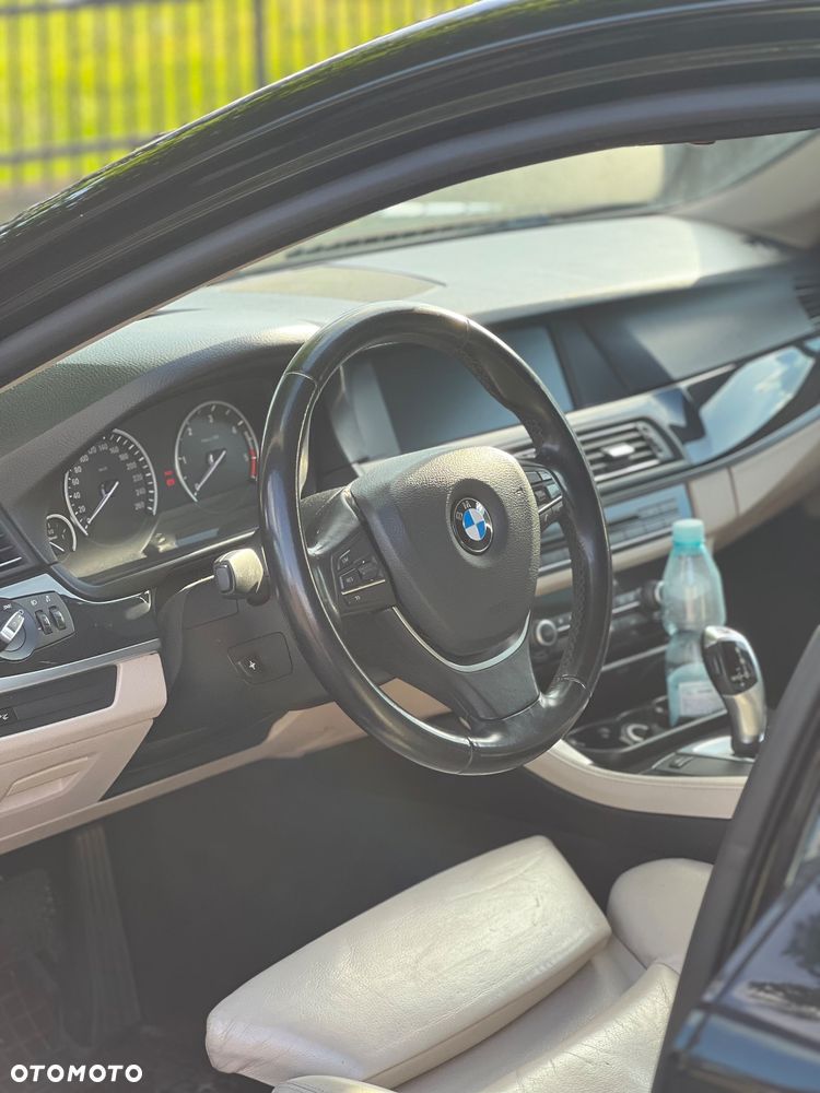 BMW Seria 5 520d - 6