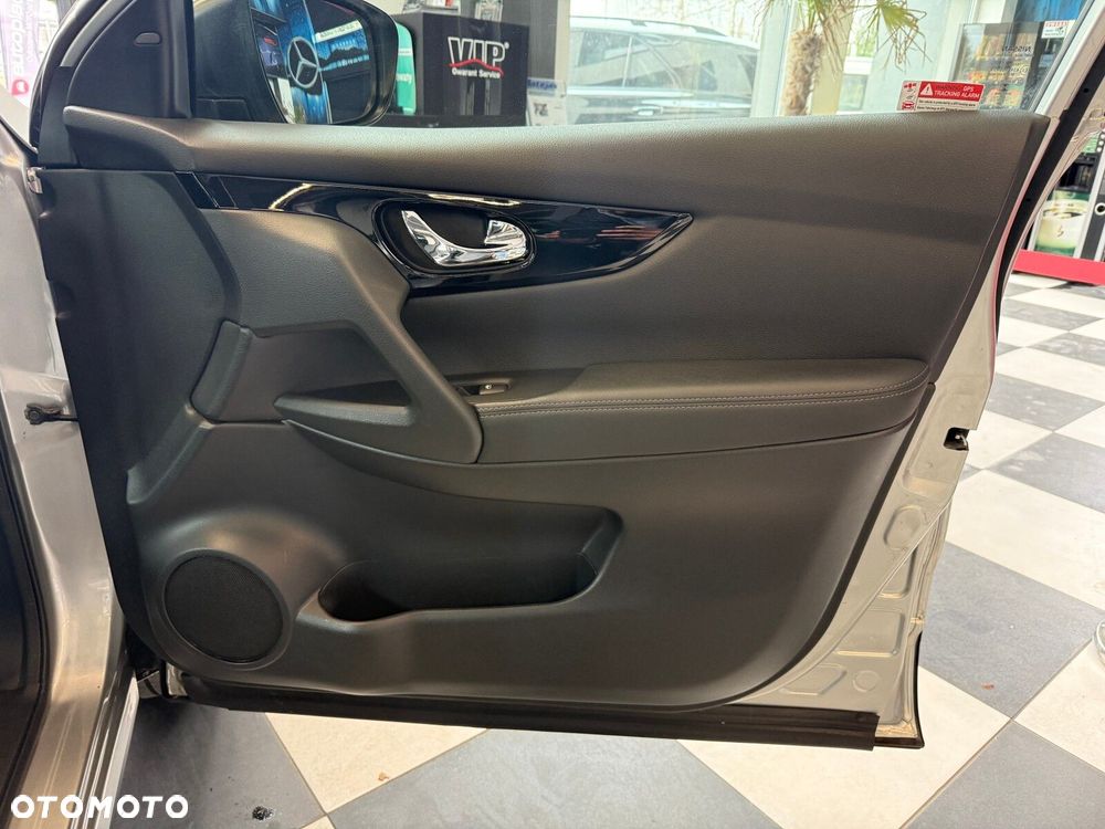 Nissan Qashqai - 14