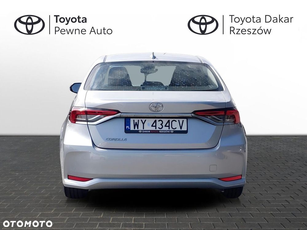 Toyota Corolla - 4