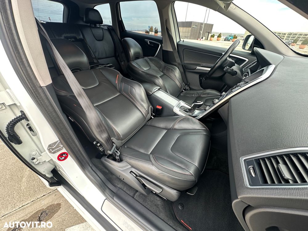 Volvo XC 60 D4 Geartronic Ocean Race - 9