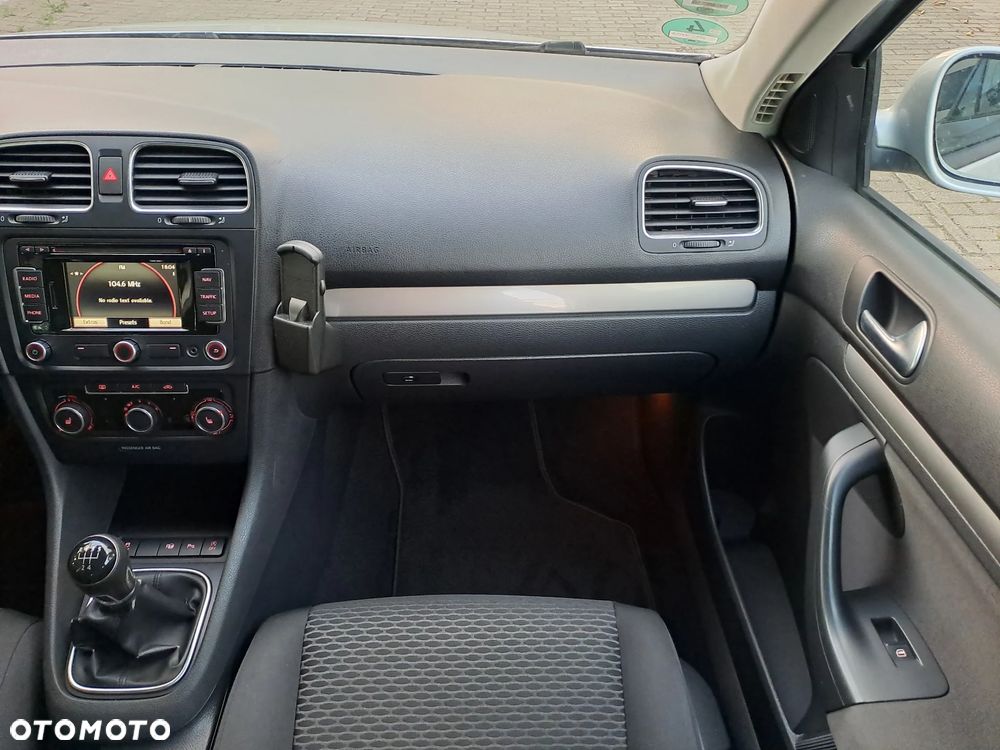 Volkswagen Golf 1.6 TDI BlueMotion Technology Comfortline - 17