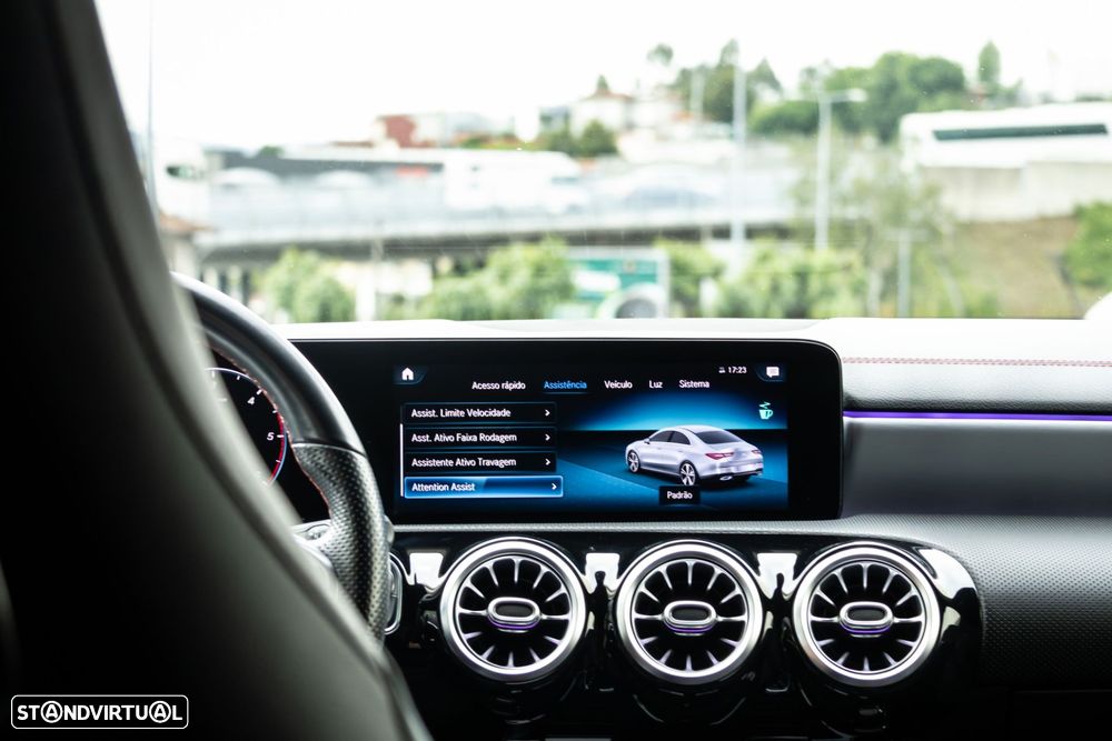 Mercedes-Benz CLA 200 d AMG Line Aut. - 39