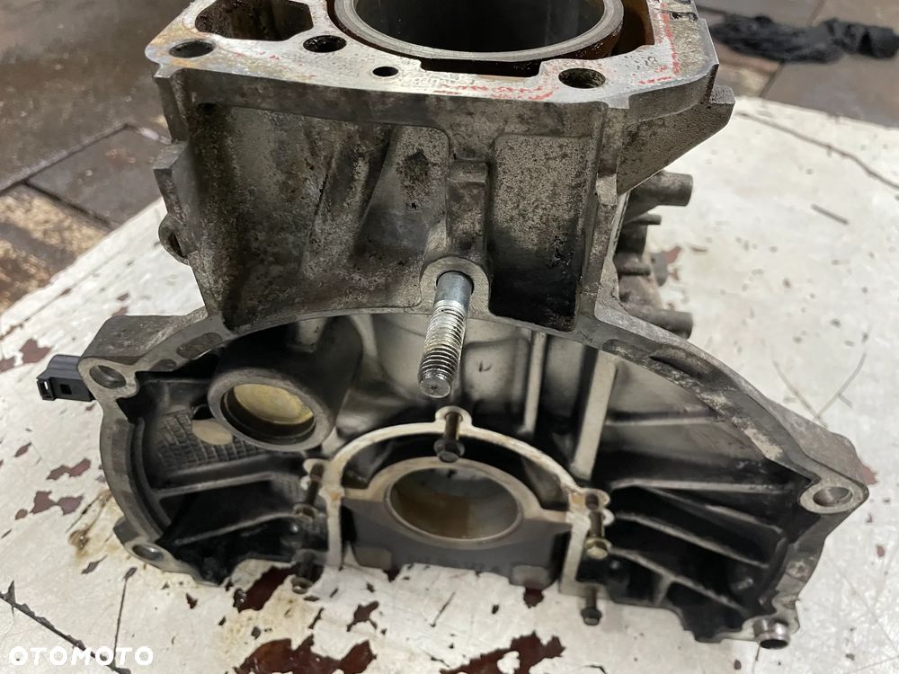 Blok silnika Skoda Fabia I 1.4 MPI AZF - 3
