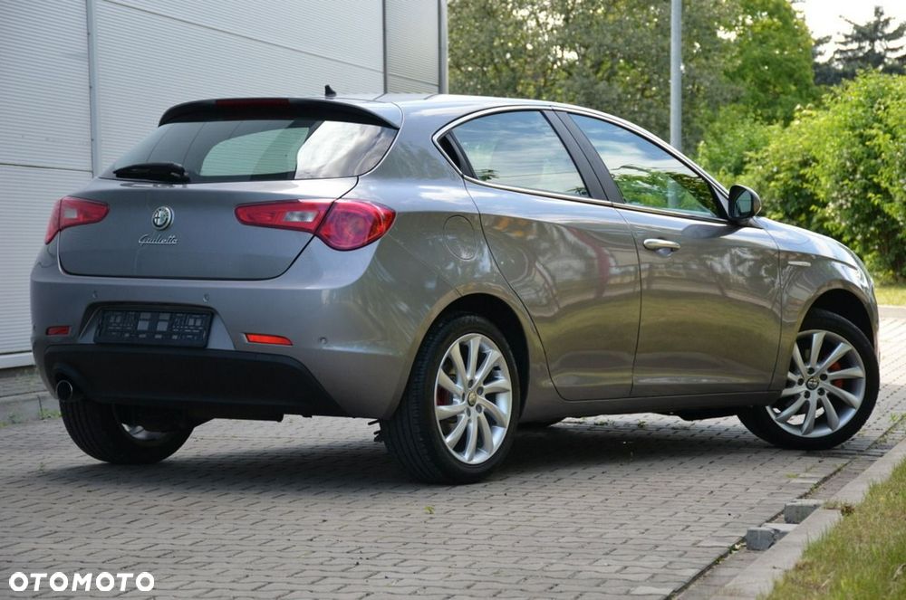 Alfa Romeo Giulietta - 11