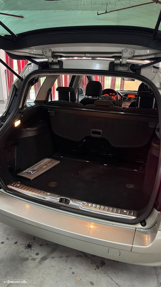 Peugeot 308 SW 1.6 HDi Sport CVM6 - 19