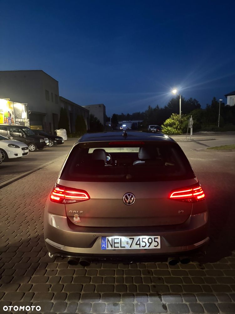 Volkswagen Golf 2.0 TSI BMT 4Mot R DSG - 17