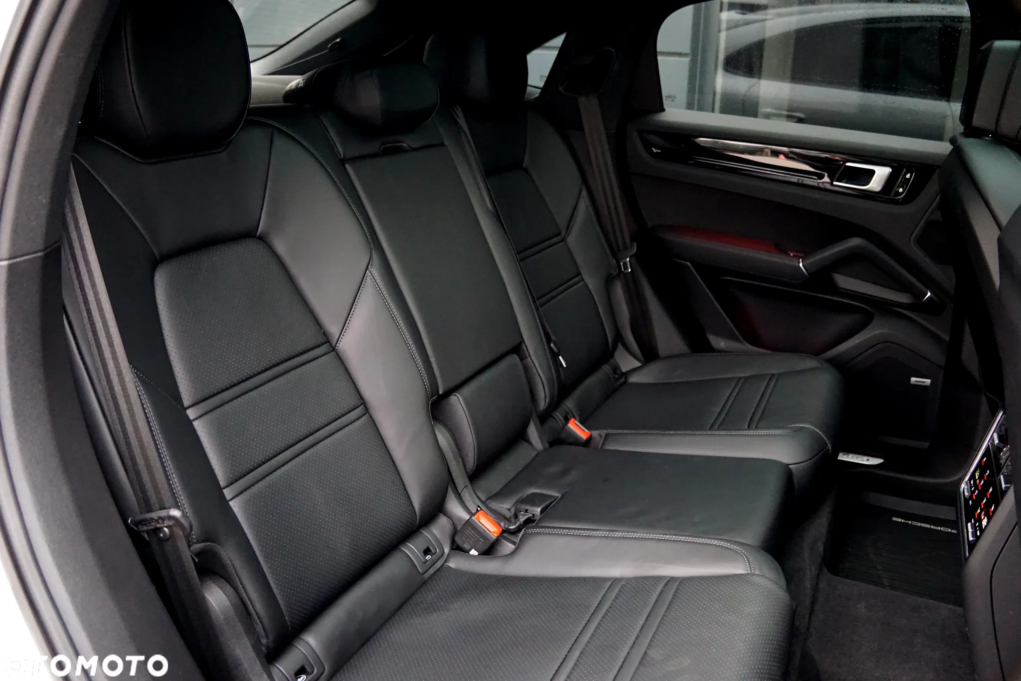 Porsche Cayenne Coupe - 31