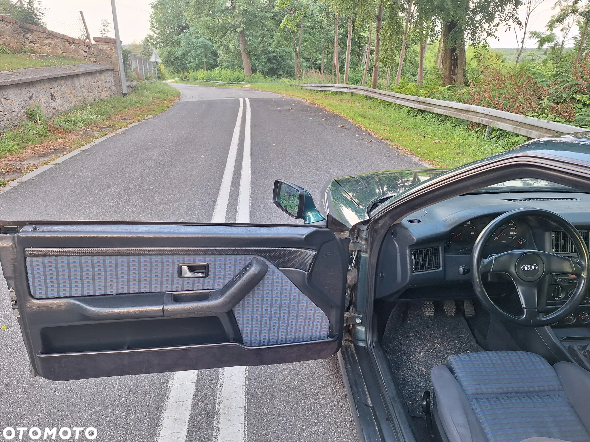 Audi Coupe 2.0 - 9
