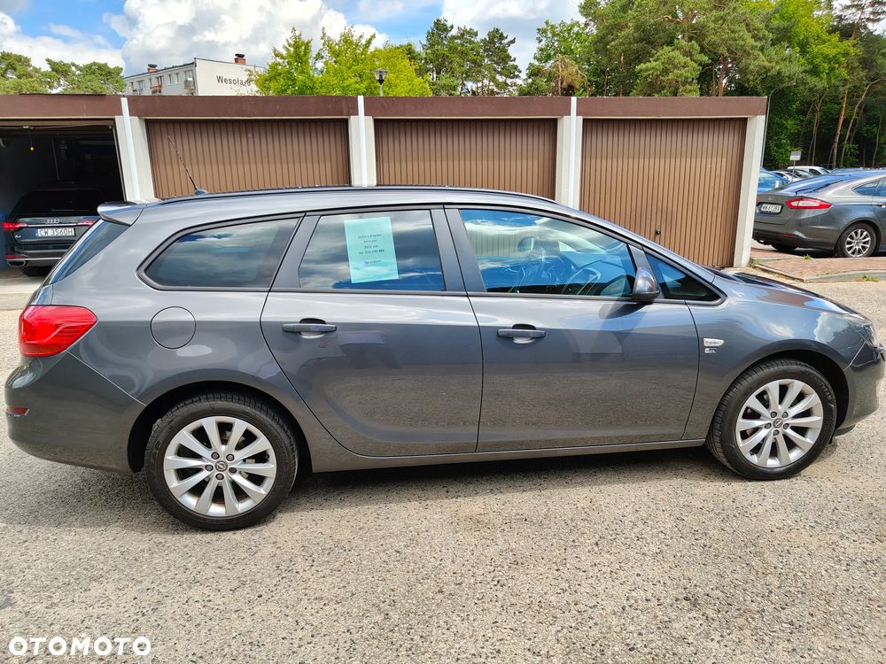 Opel Astra 1.4 Turbo - 10