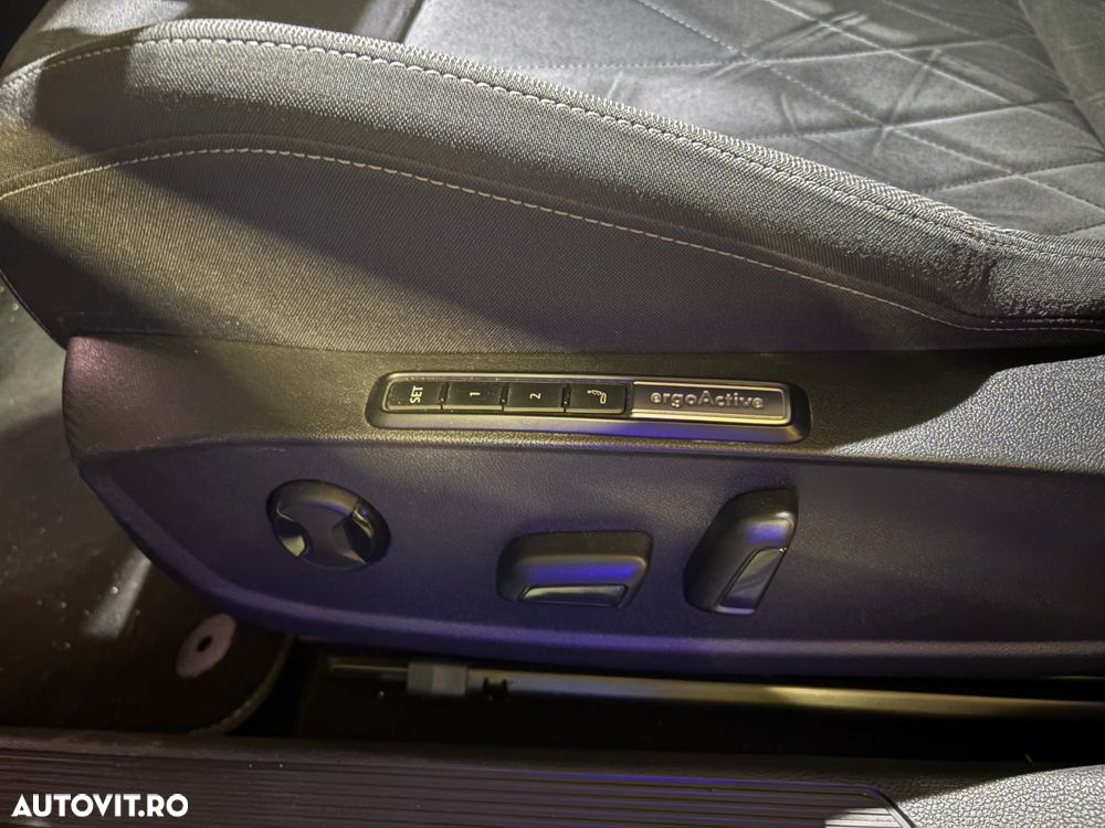 VOLKSWAGEN Golf 2020 — imagine 20