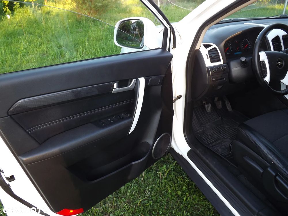 Chevrolet Captiva 2.4 2WD LT - 11