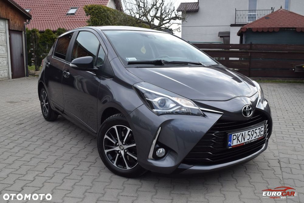 Toyota Yaris 1.5 Premium - 3