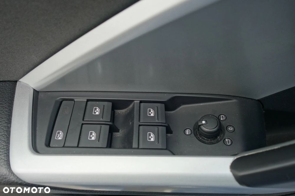 Audi Q3 35 TFSI S tronic - 14