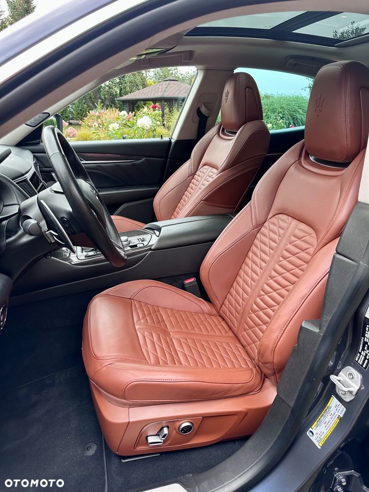 Maserati Levante GTS Q4 - 6