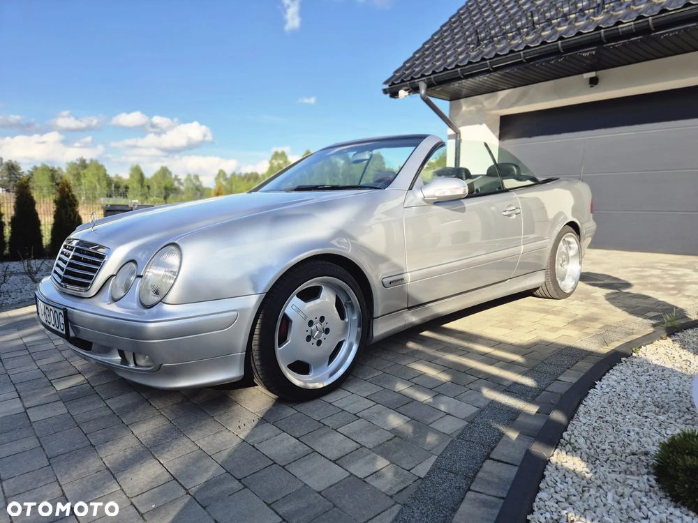 Mercedes-Benz CLK - 2