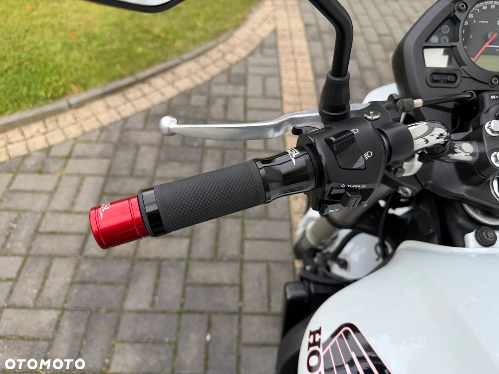 Honda Hornet - 16