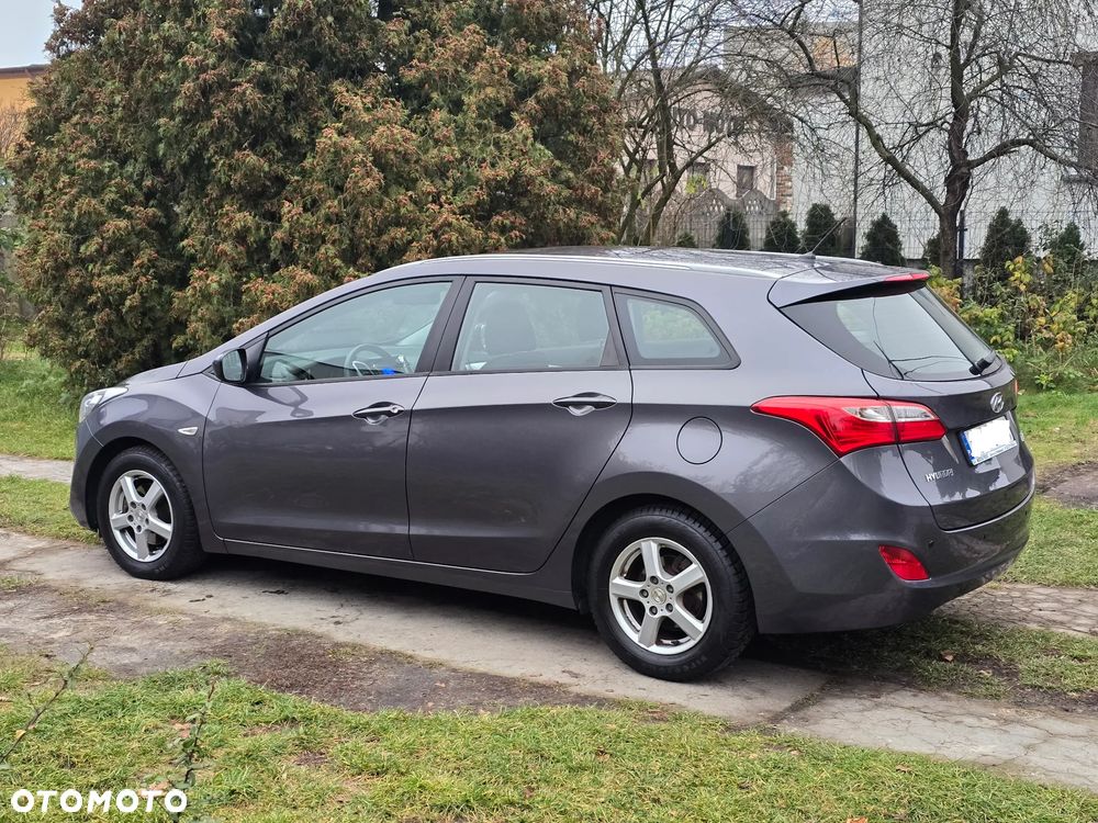 Hyundai i30 1.6 CRDi BlueDrive Comfort - 18