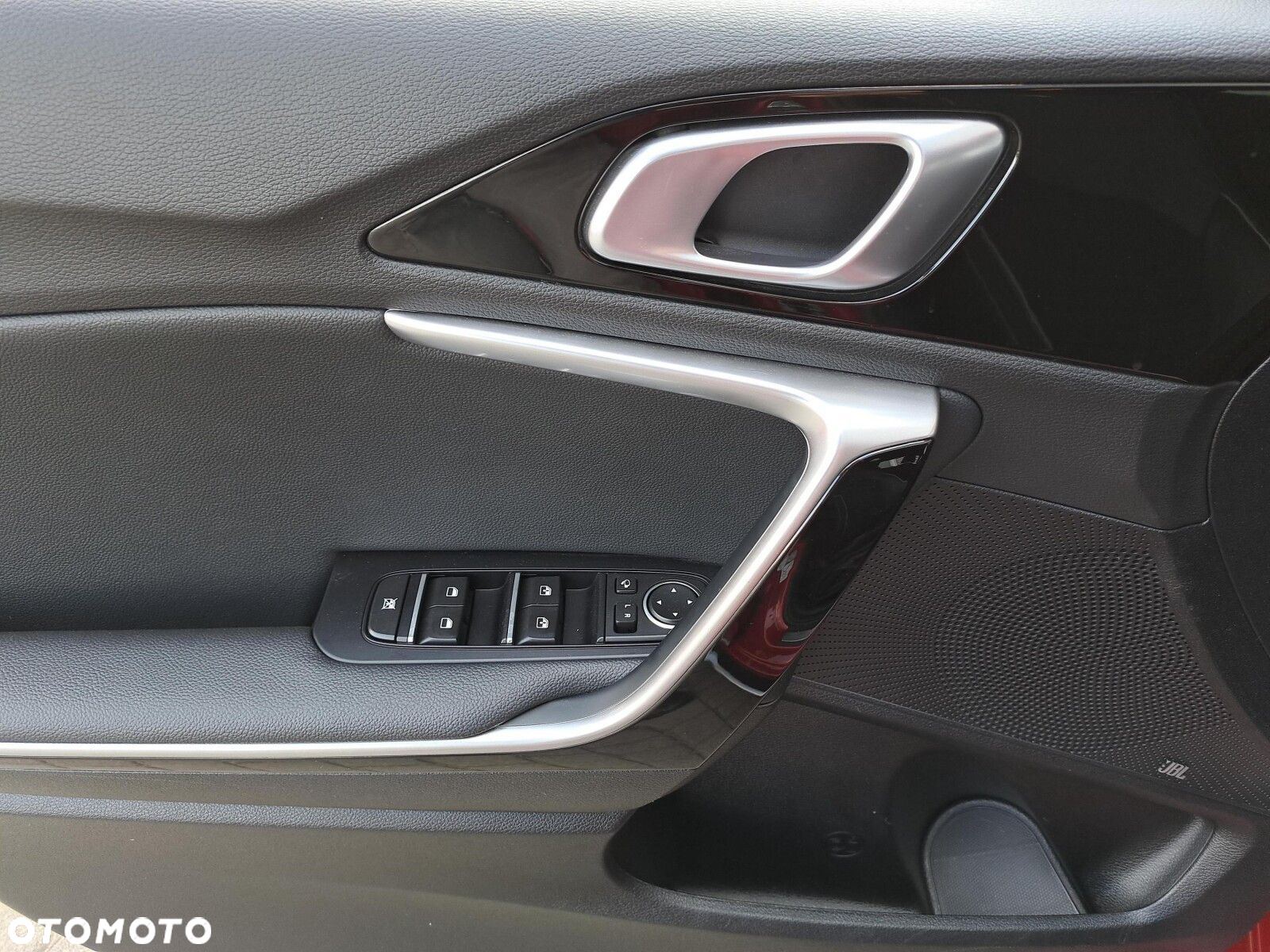 Kia ProCeed - 13