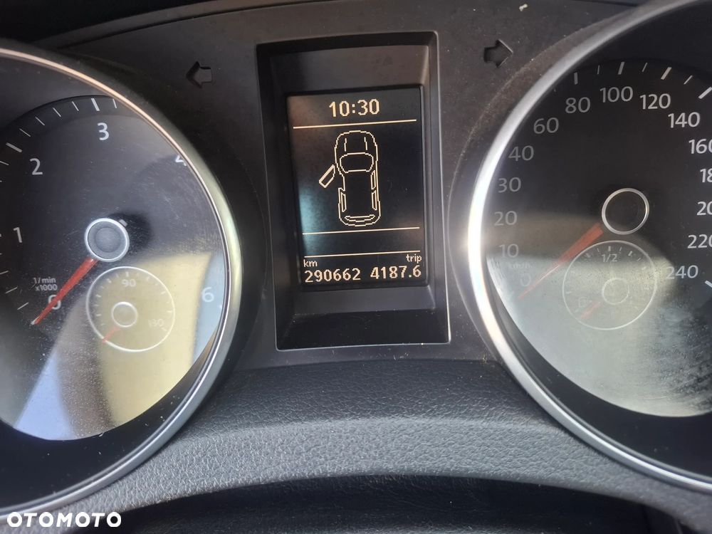 Volkswagen Golf 2.0 TDI Trendline - 27