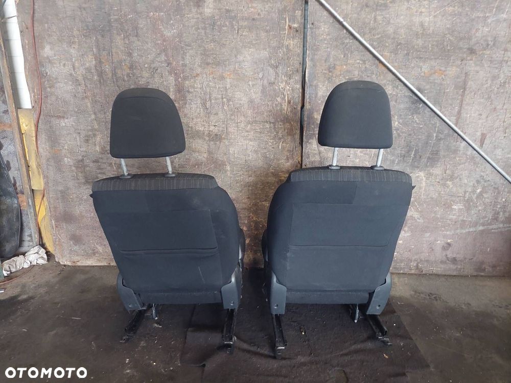 FOTELE KOMPLET LEWY PRAWY KANAPA TYŁ BOCZKI TOYOTA AURIS I HB 5D ID: 236466 - 9