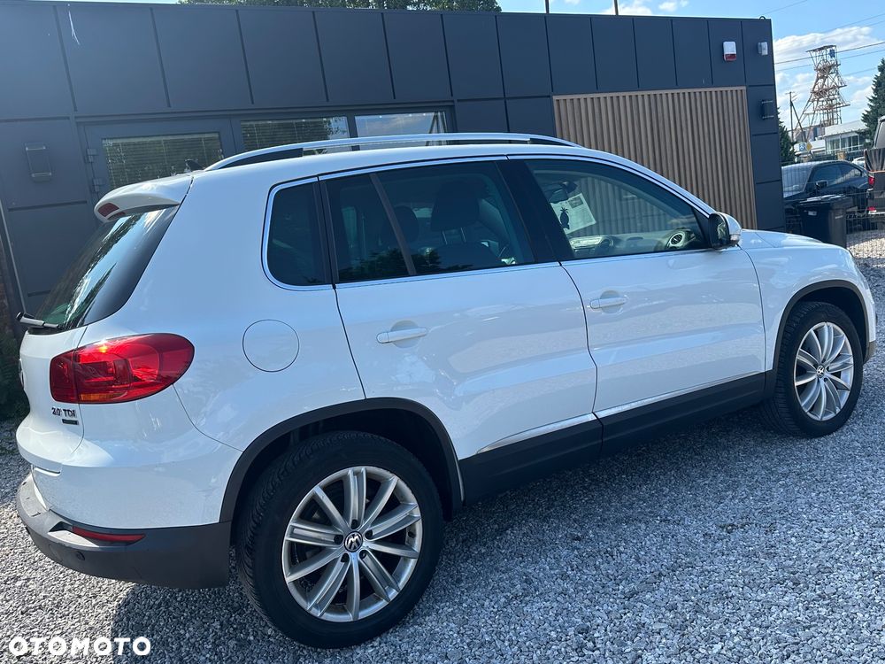 Volkswagen Tiguan 2.0 TDI DPF 4Motion BlueMotion Technology Exclusive - 26