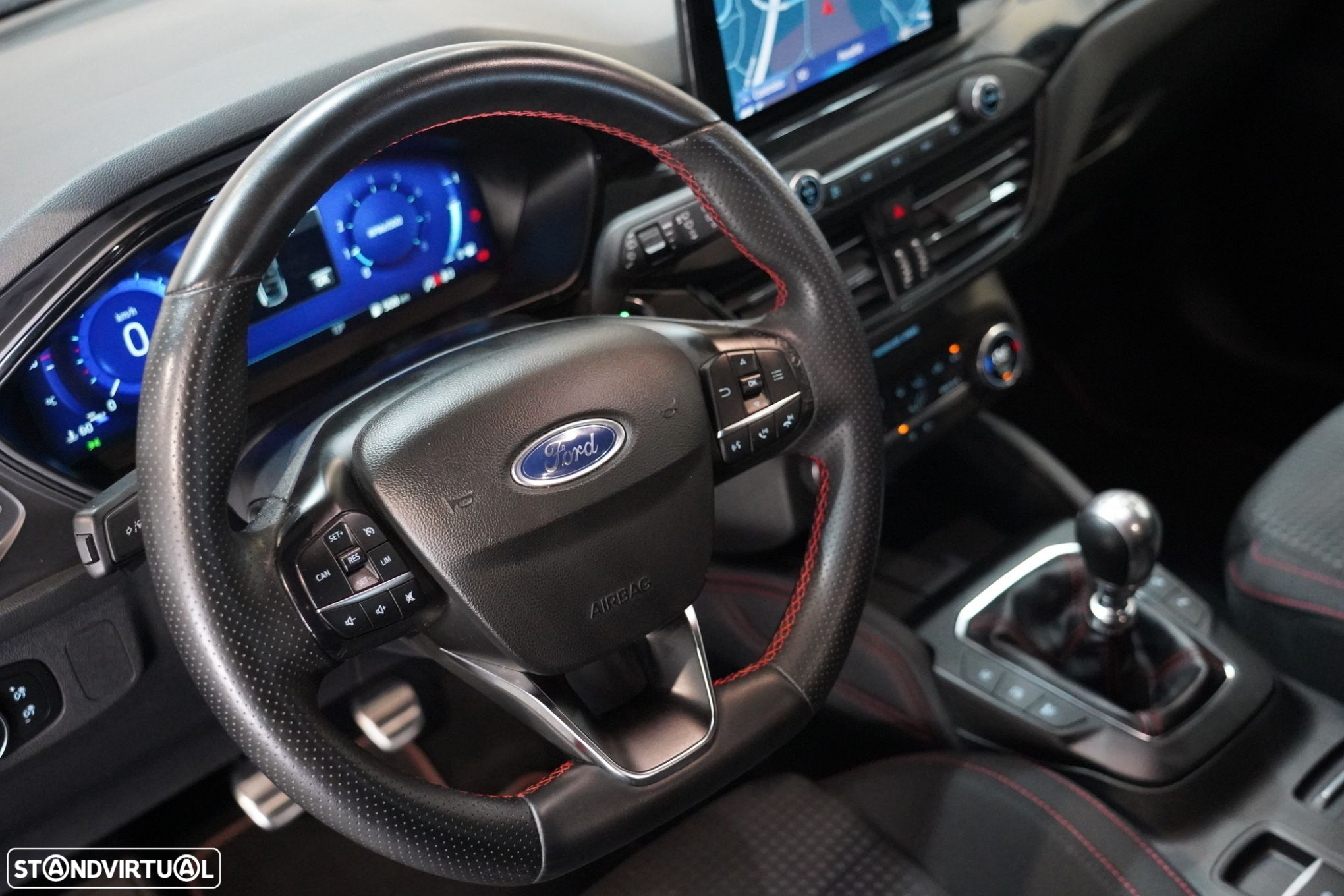 Ford Focus 1.0 EcoBoost ST-Line - 8