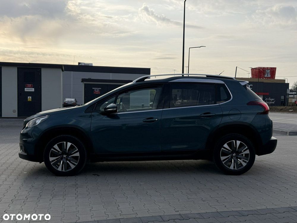 Peugeot 2008 PureTech 110 Stop&Start EAT6 Allure - 8