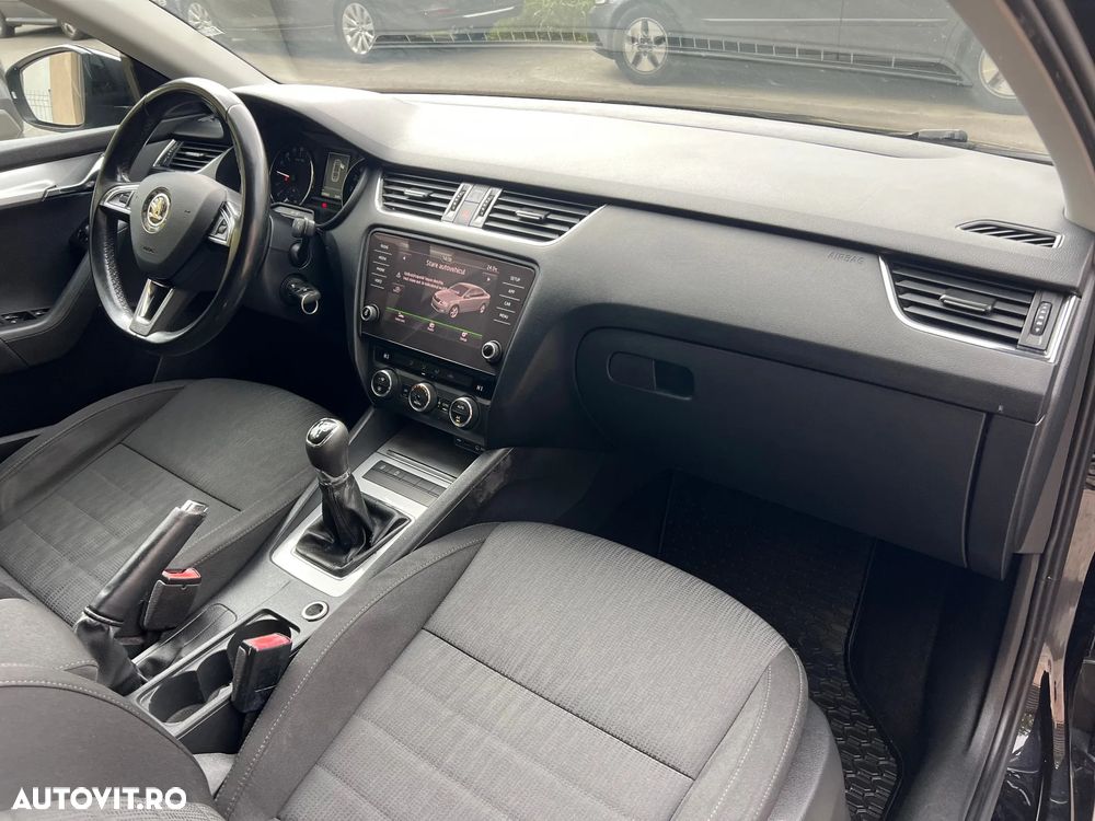 Skoda Octavia 1.6 TDI Ambition - 23