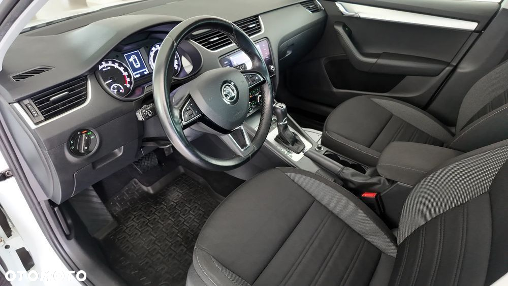 Skoda Octavia 2.0 TDI 4x4 Ambition DSG - 14