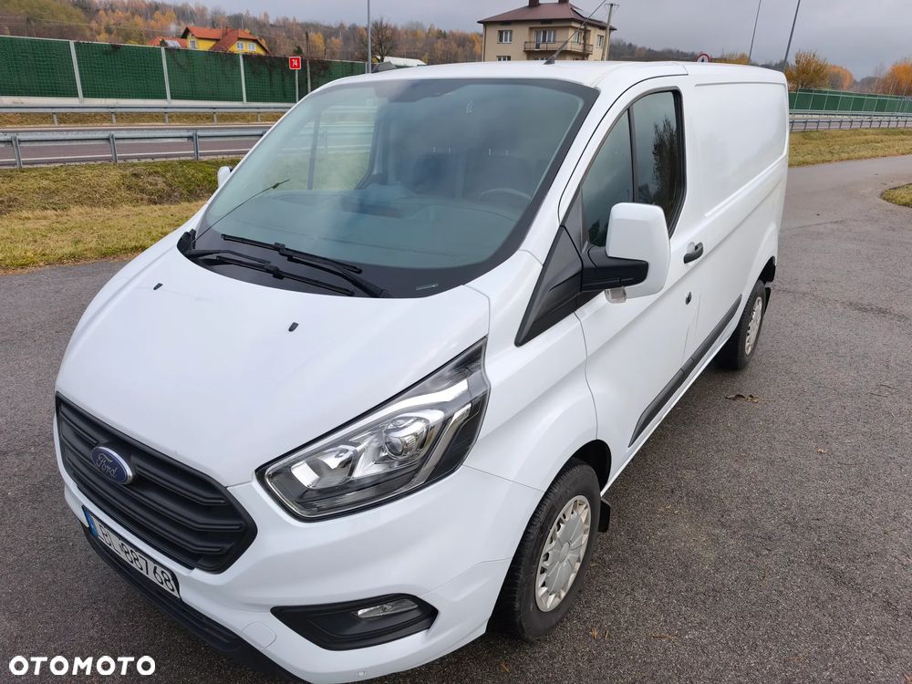 Ford TRANSIT CUSTOM - 12