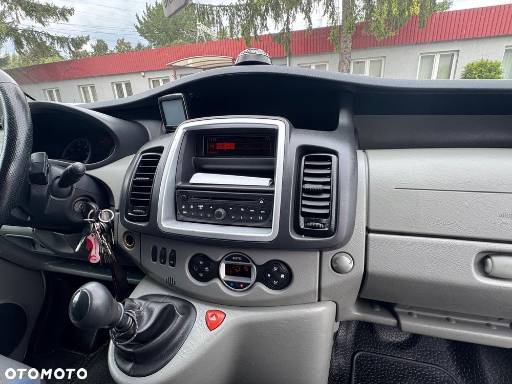 Renault Trafic Passenger Pack Clim - 12