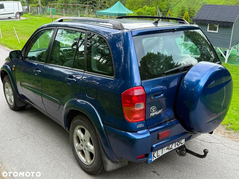 Toyota RAV4 - 4