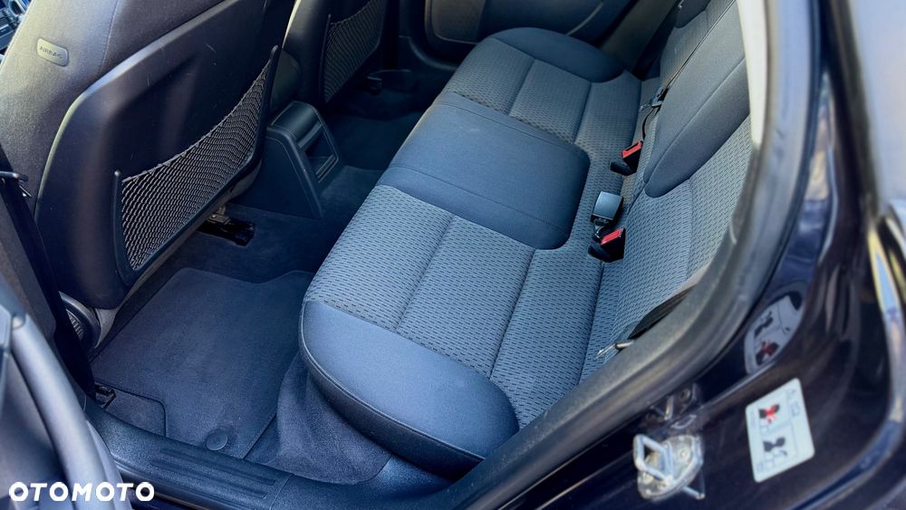 Audi A3 Sportback 2.0 TDI Attraction S tronic - 17