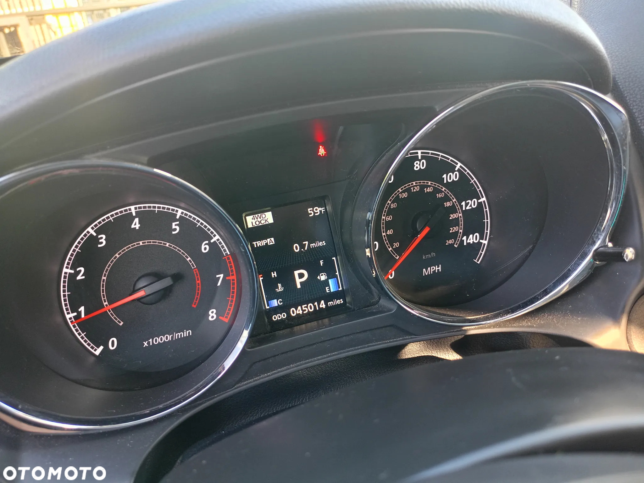 Mitsubishi Outlander - 16