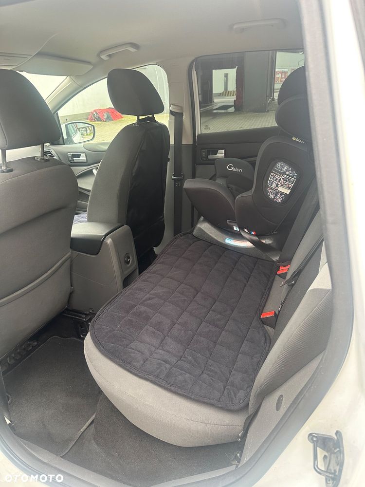 Ford Kuga - 9