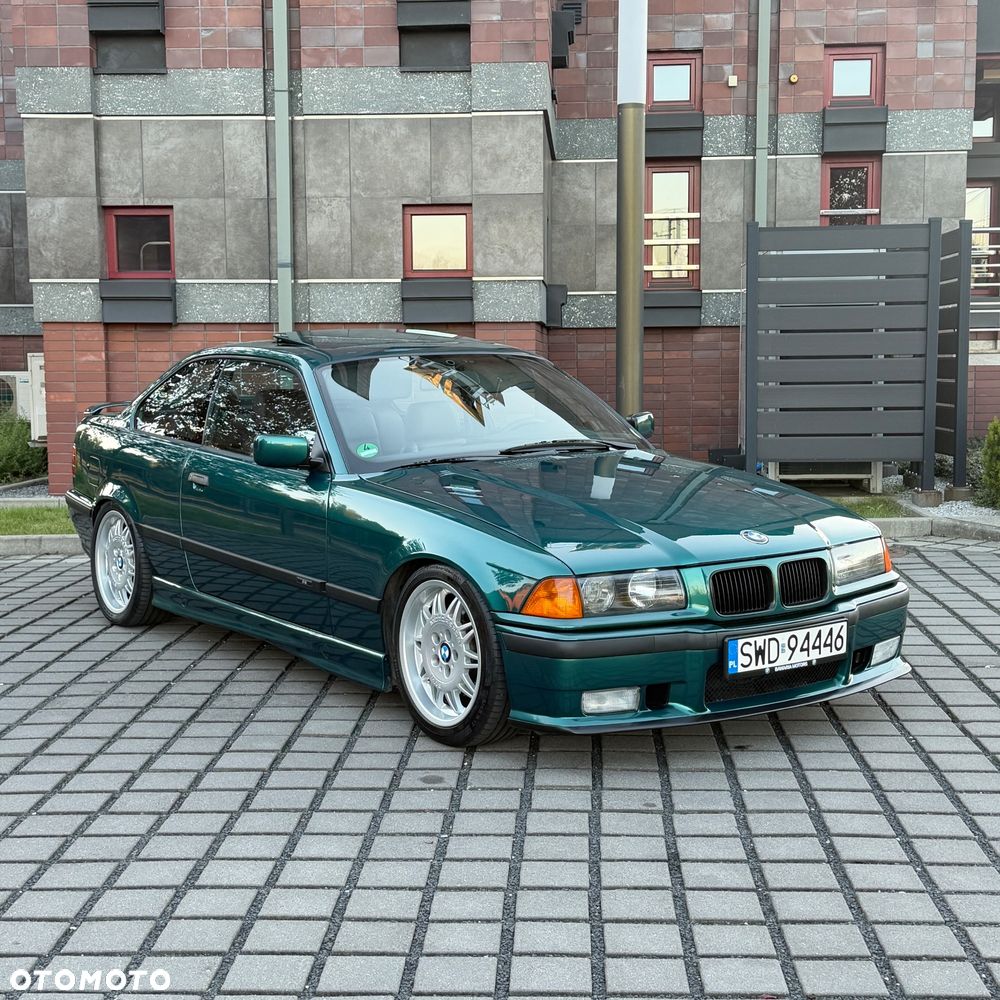 BMW Seria 3 320i - 17