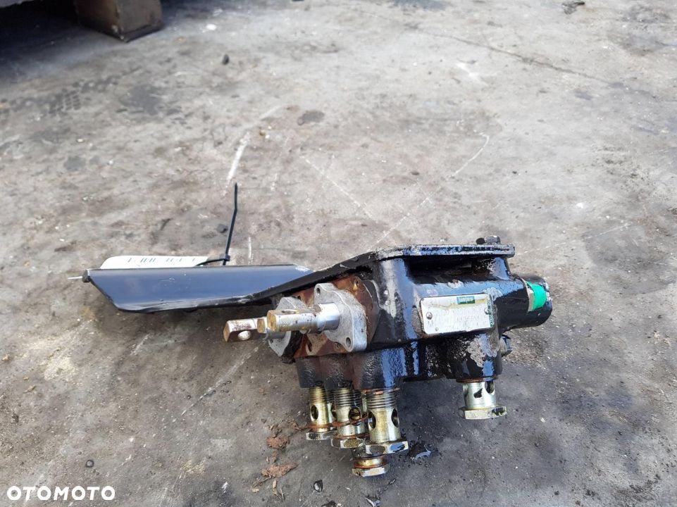 POMPA HYDRAULICZNA TRAKTOR LAMBORGHINI PREMIUM - 3