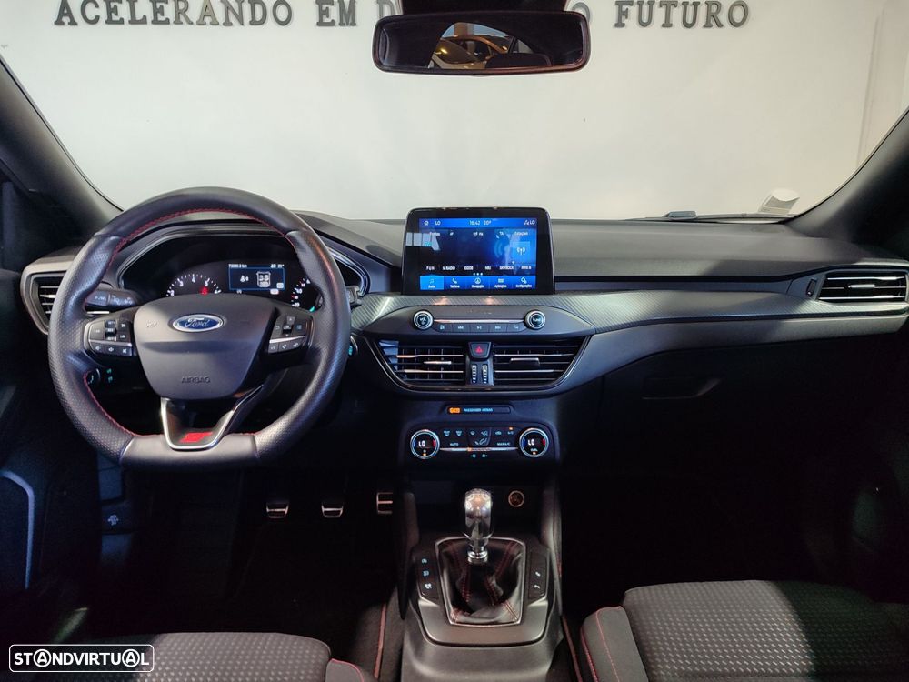 Ford Focus 1.0 EcoBoost ST-Line - 21