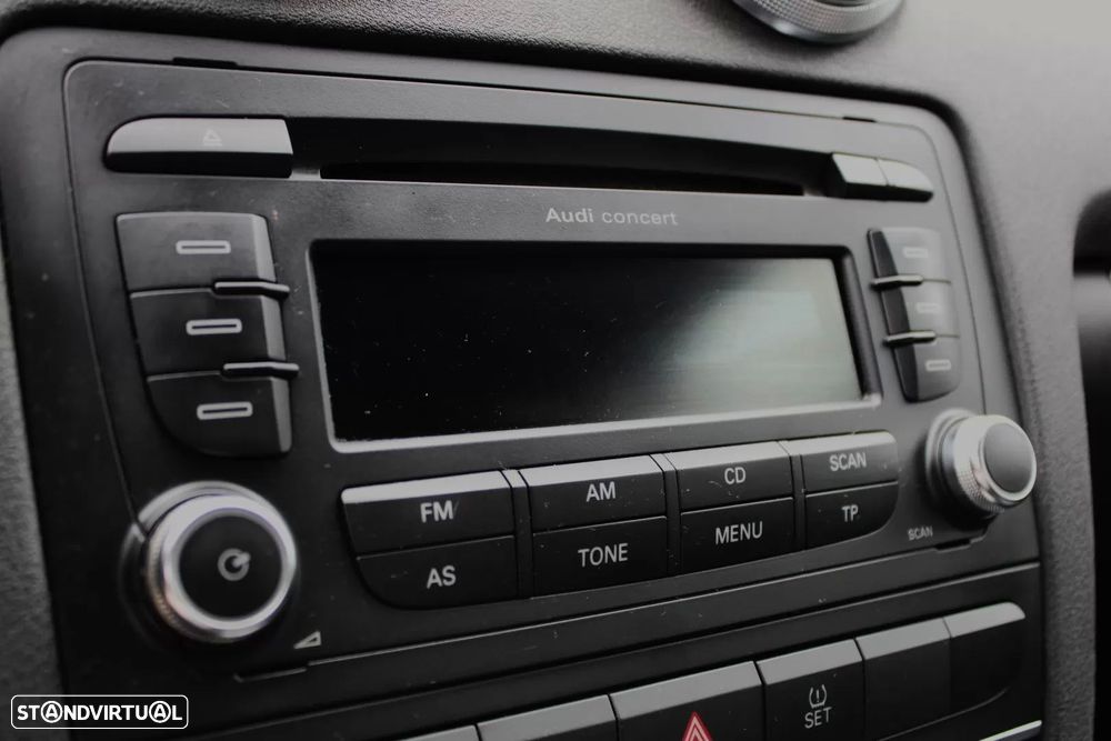Audi A3 Cabrio 1.6 TDi Sport - 28