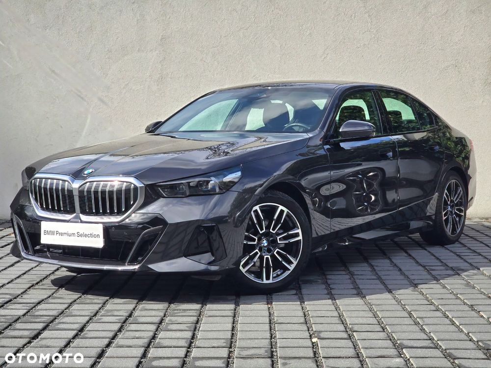BMW Seria 5 520d xDrive mHEV M Sport - 3