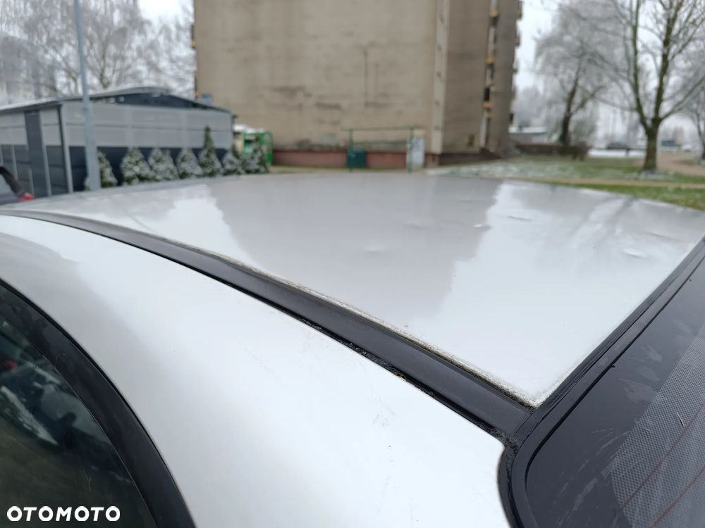 Suzuki Liana 1.6 - 8