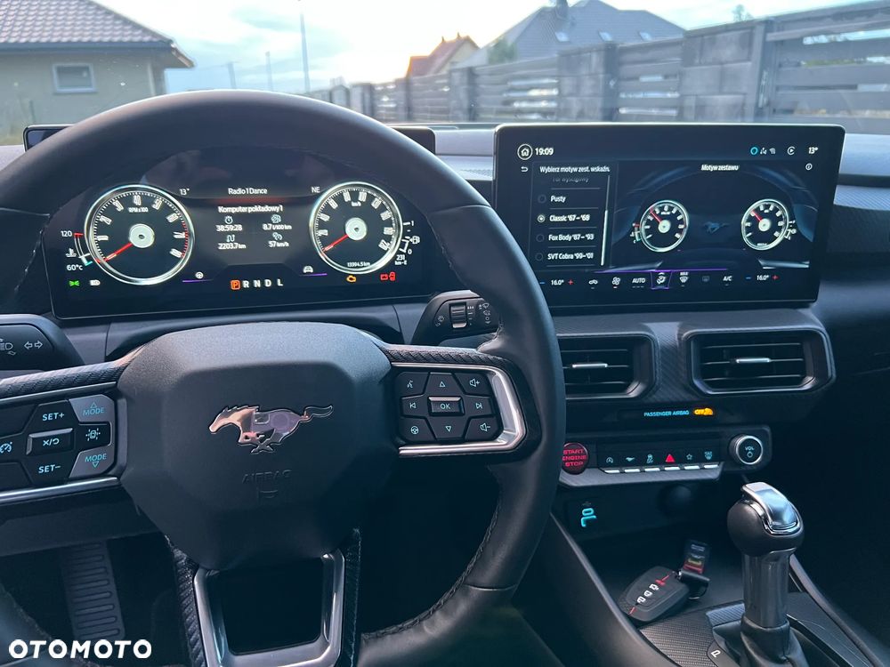Ford Mustang 2.3 EcoBoost - 34