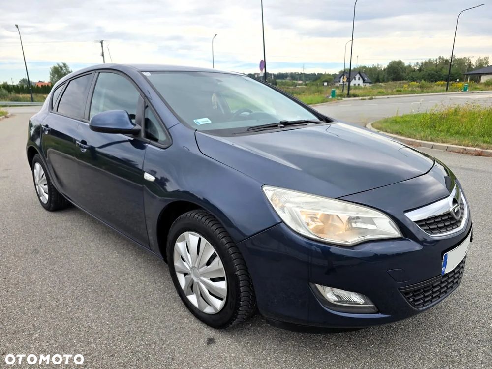 Opel Astra 1.6 Cosmo - 11